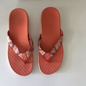 Vionic Flip Flops